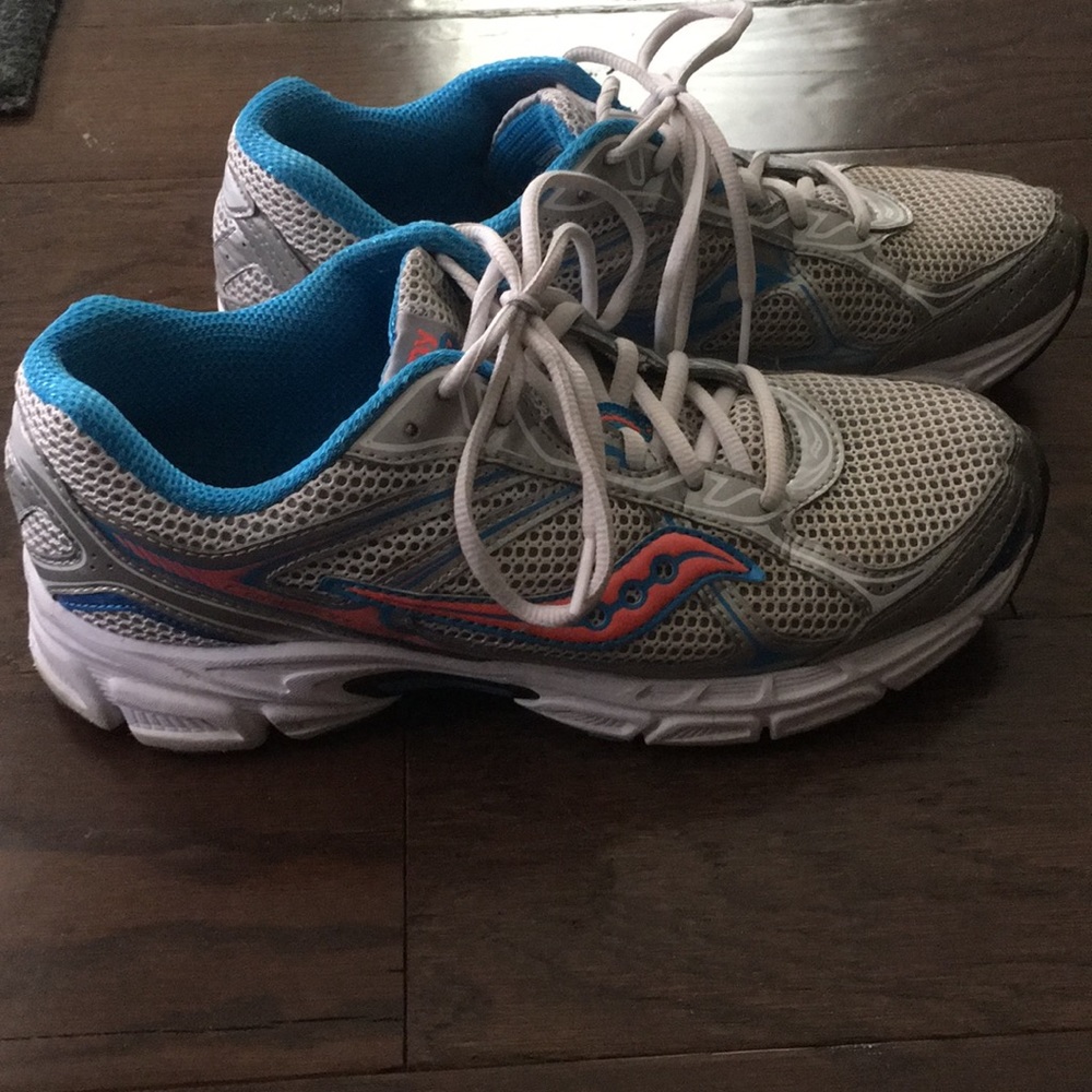 Saucony running sneakers